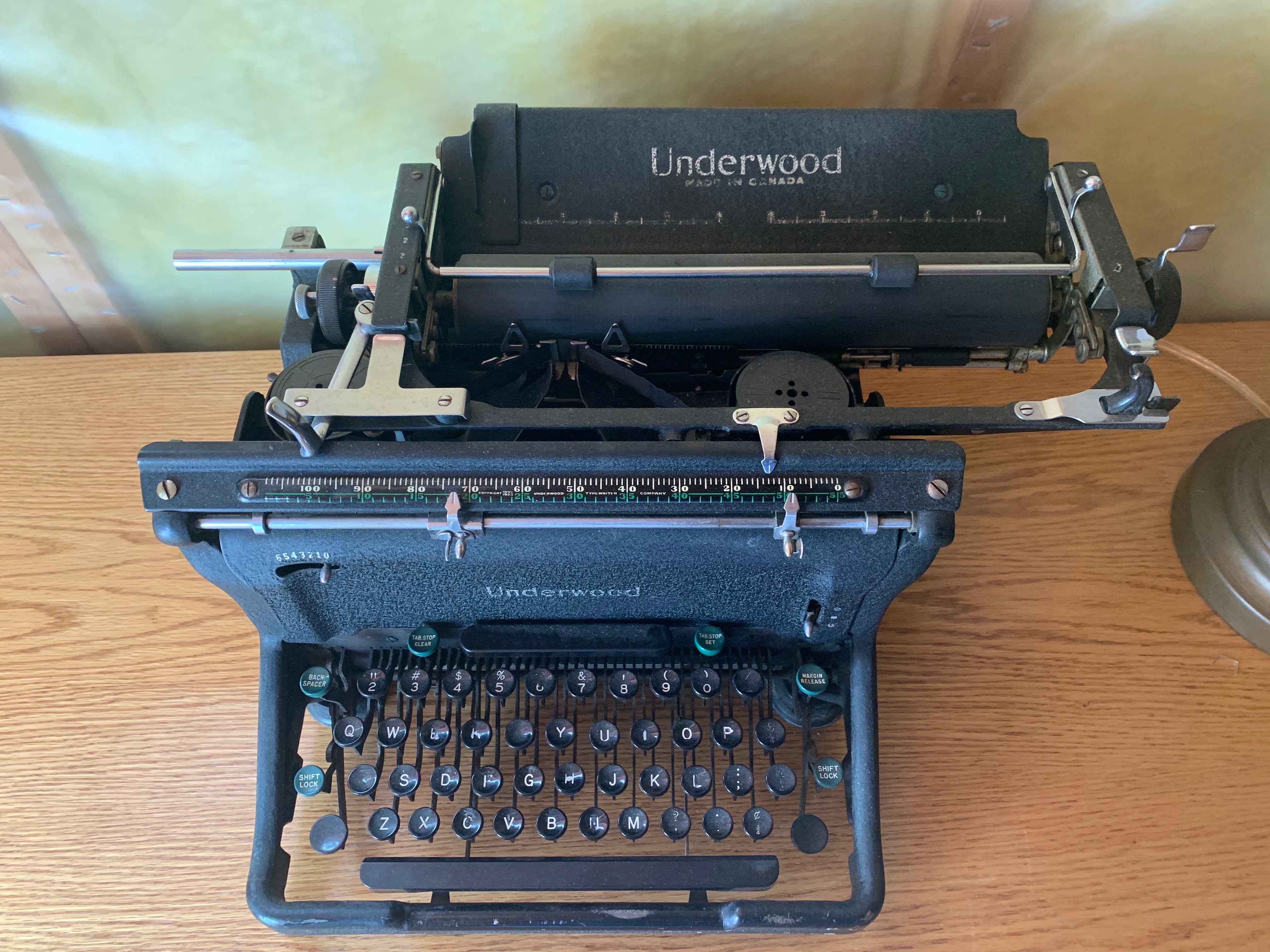 Antique Underwood Typewriter photo 2